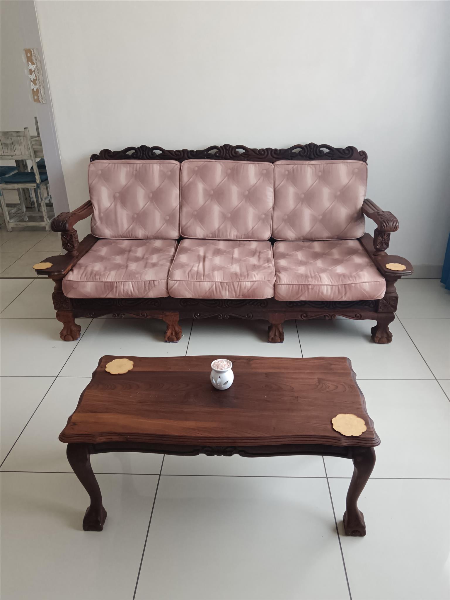 5 Seats Lounge Suite include coffee tablele 5 Seats Lounge Suite include coffee tablele