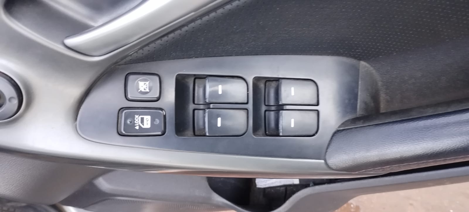 2012 KIA CERATO 2.0L STRIPPING FOR SPARES - Private Seller