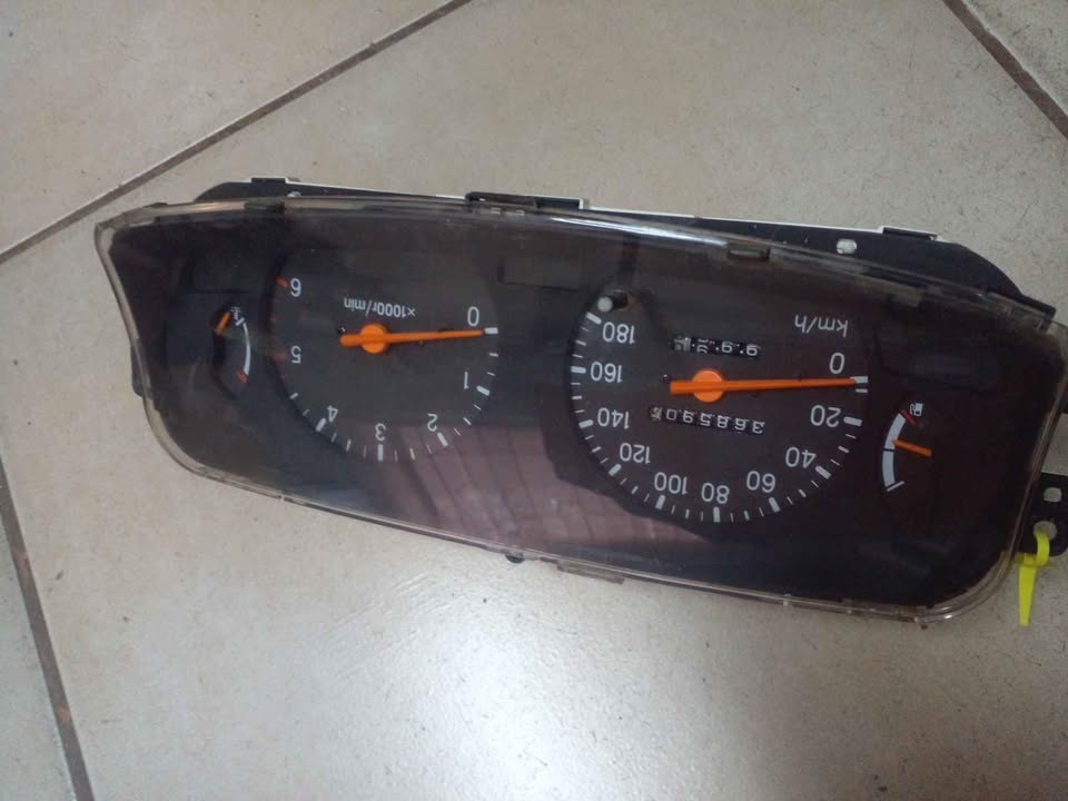 1999 Mitsubishi colt 2.8 Cluster - Private Seller 1999 Mitsubishi colt 2.8 Cluster - Private Seller
