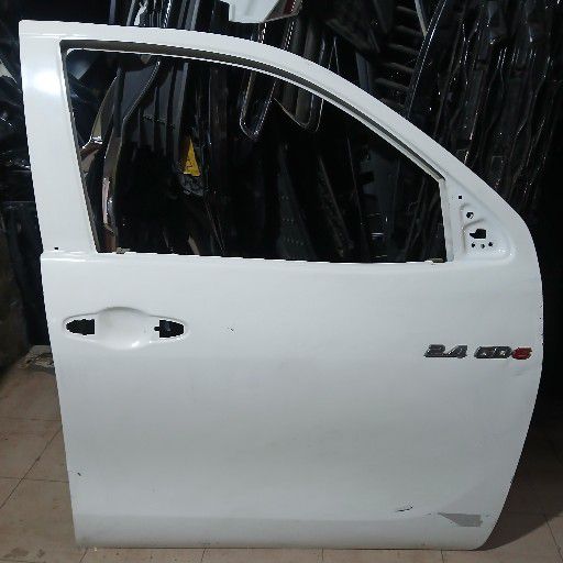 Toyota hilux gd6 door