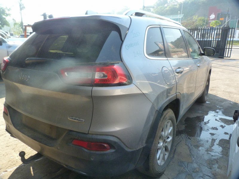 Jeep Cherokee 2.4 Petrol AT Grey - 2014 SPARESBOYZ STRIPPING FOR SPARES - Private Seller
