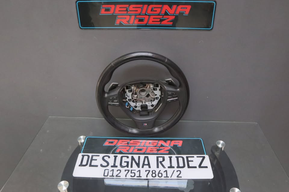 BMW F10 M5 STEERING WHEEL AVAILABLE - Private Seller BMW F10 M5 STEERING WHEEL AVAILABLE - Private Seller