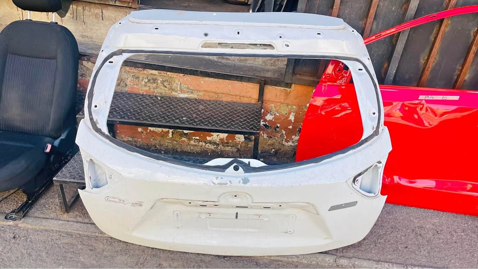 Mazda CX5 tailgate - Private Seller Mazda CX5 tailgate - Private Seller