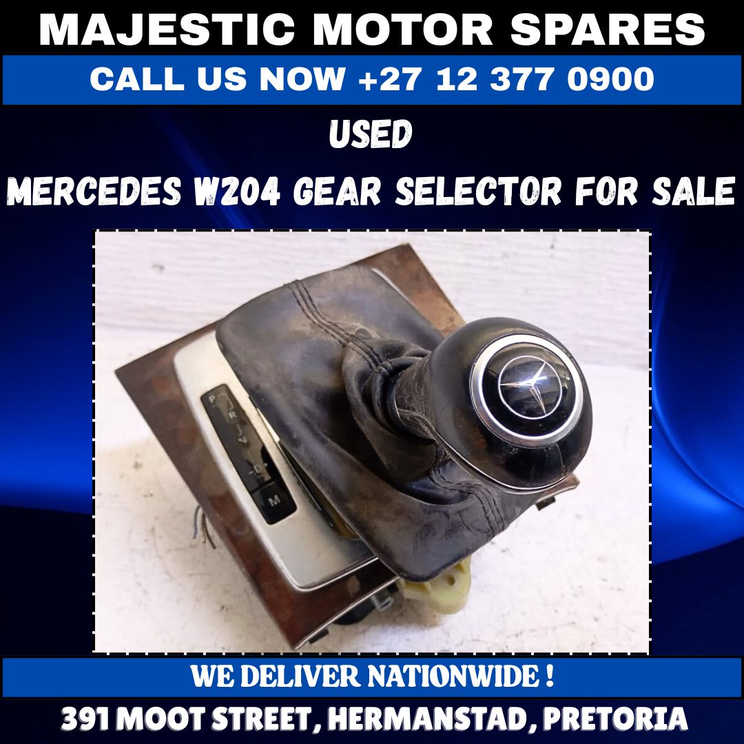 Used Mercedes W204 gear selector for Sale for sale in Eastern Cape