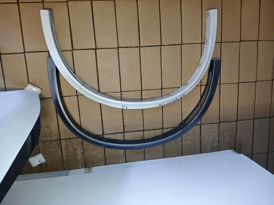 2017 BMW X5 F15 LEFT AND RIGHT WHEEL ARCHES FOR SALE - Private Seller 2017 BMW X5 F15 LEFT AND RIGHT WHEEL ARCHES FOR SALE - Private Seller