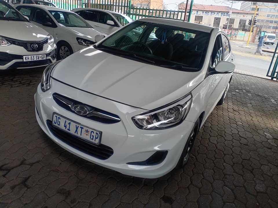 Hyundai accent  Engine:1.6  Manual  petrol  2019 White