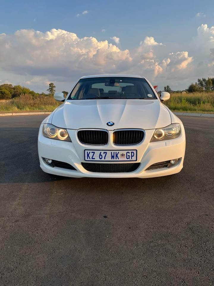 2010 BMW 320D EXECUTIVE