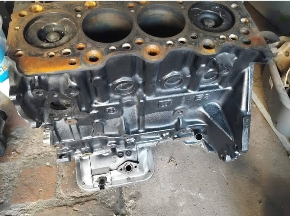 Opel Corsa 1.7dti sub assembly - Private Seller Opel Corsa 1.7dti sub assembly - Private Seller