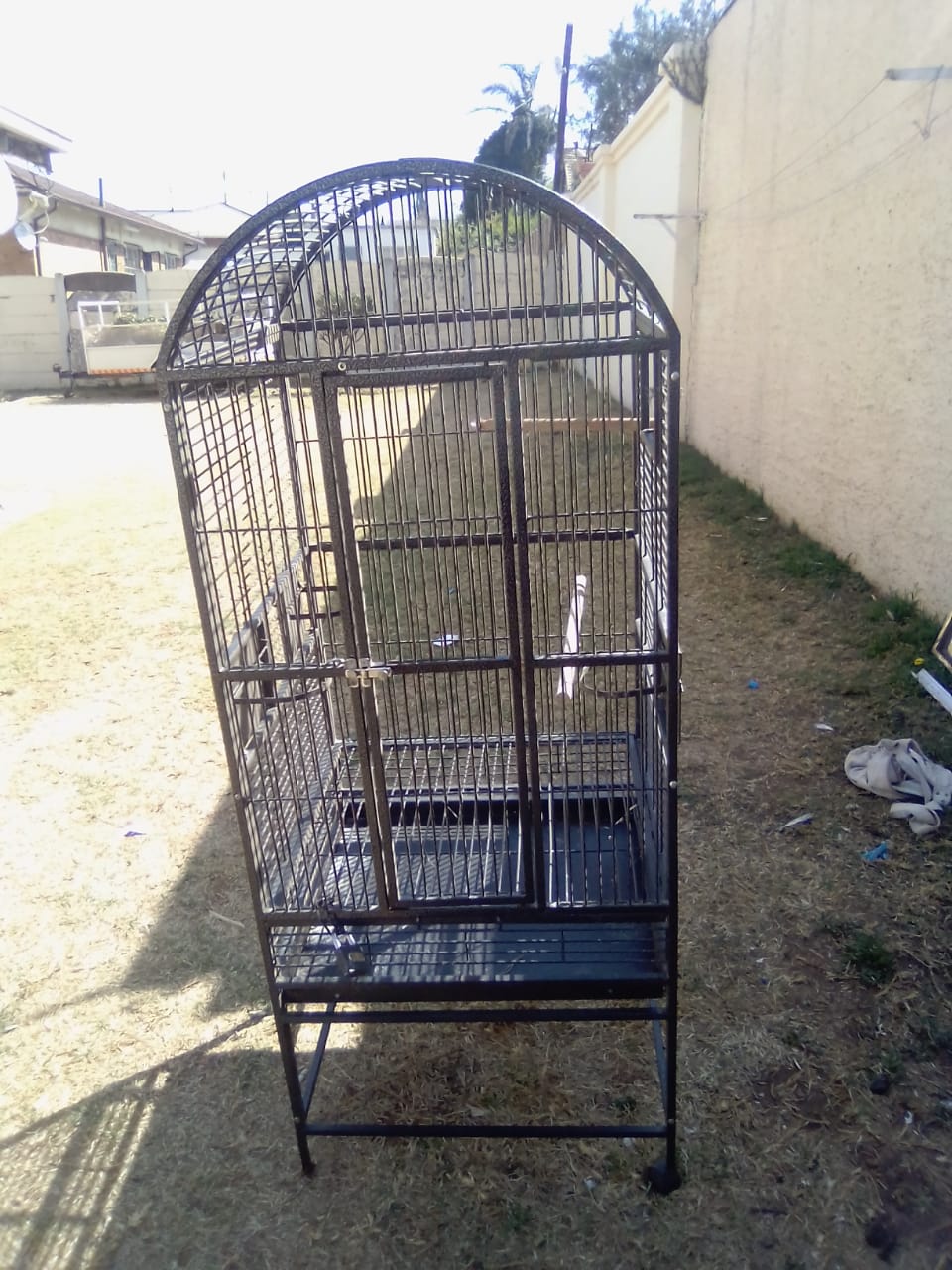 Large Parrot Cage For Sale In Good Condition