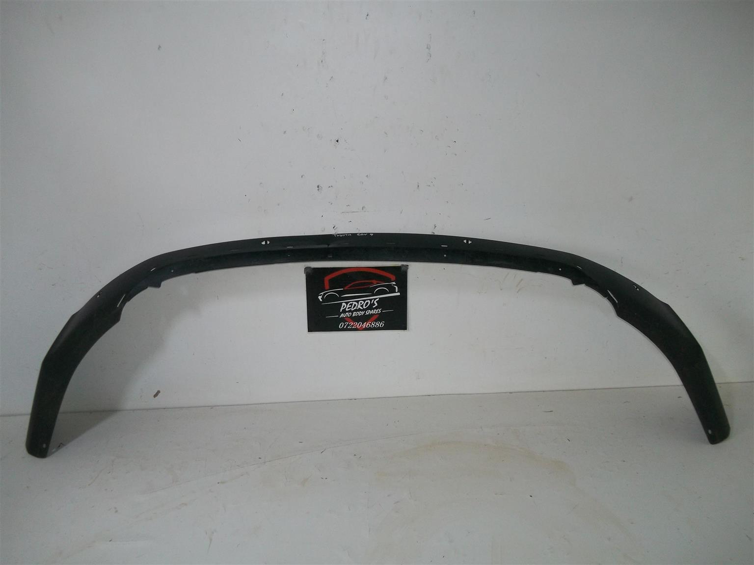 Toyota Rav 4 rear bumper spoiler - Private Seller Toyota Rav 4 rear bumper spoiler - Private Seller