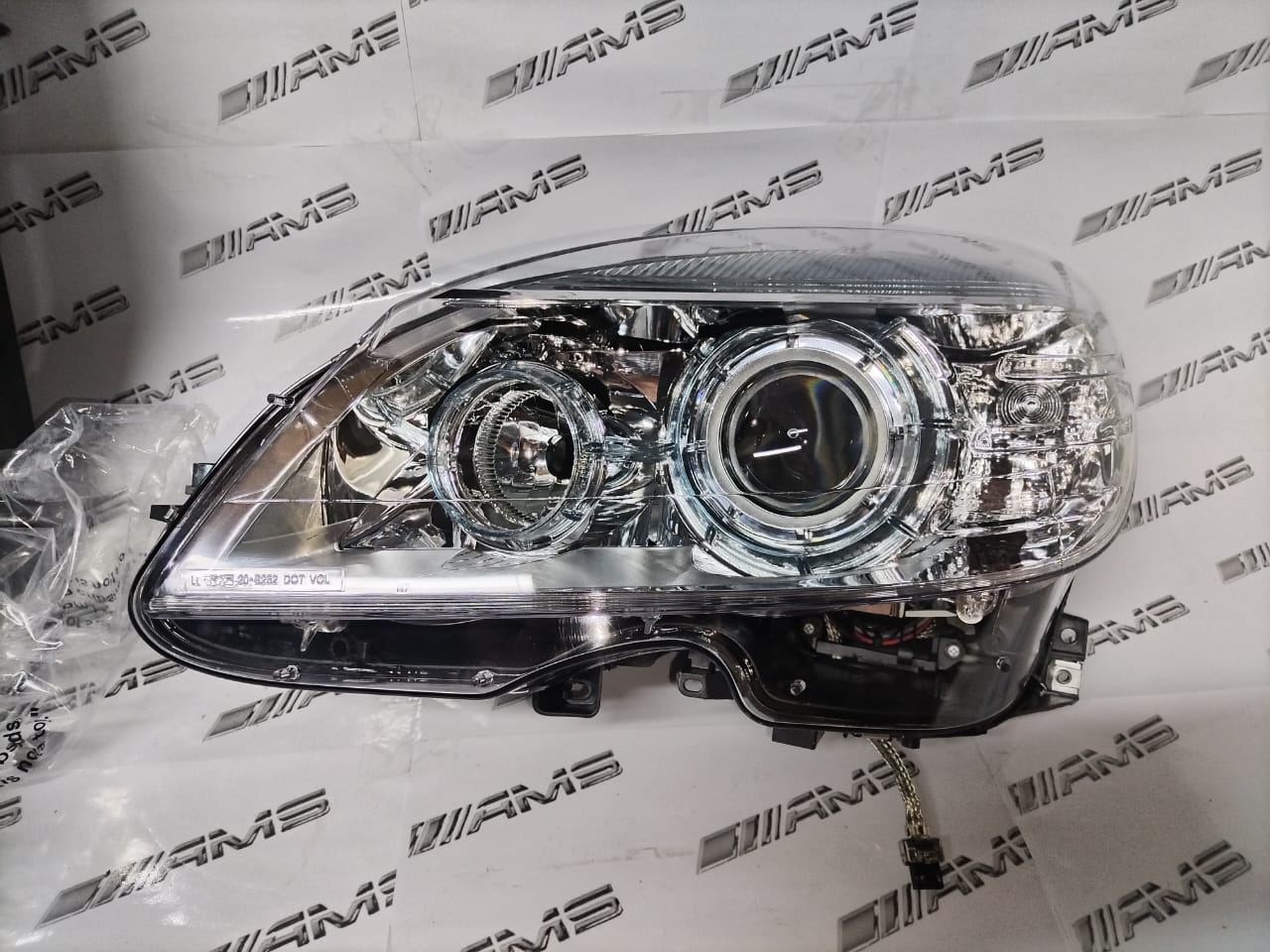 Brand New Mercedes W204 Pre-Facelift Xenon Headlights for sale - Private Seller Brand New Mercedes W204 Pre-Facelift Xenon Headlights for sale - Private Seller