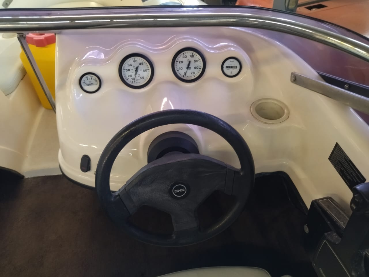 2000 Velocity Boat with engine