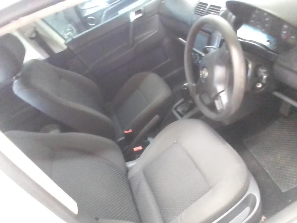 2014 VW polo vivo 1.4 Petrol  Manual White color 80,000km