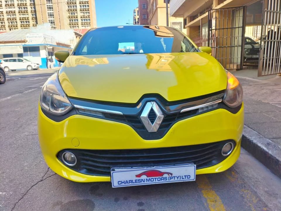 For sale: 2015 Renault Clio 900T