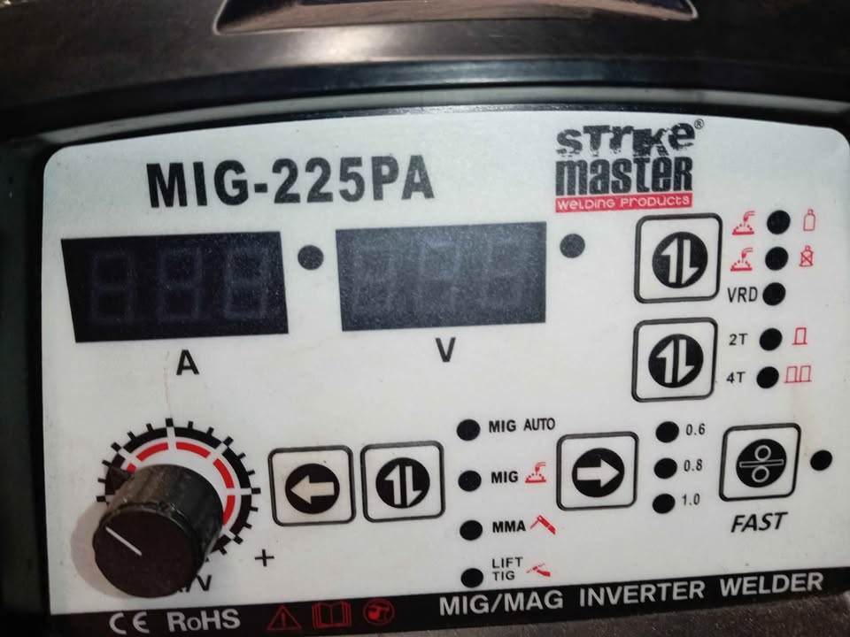 StrikeMaster iWeld MIG-225PA MIG-ARC Welding Machine | Junk Mail ...
