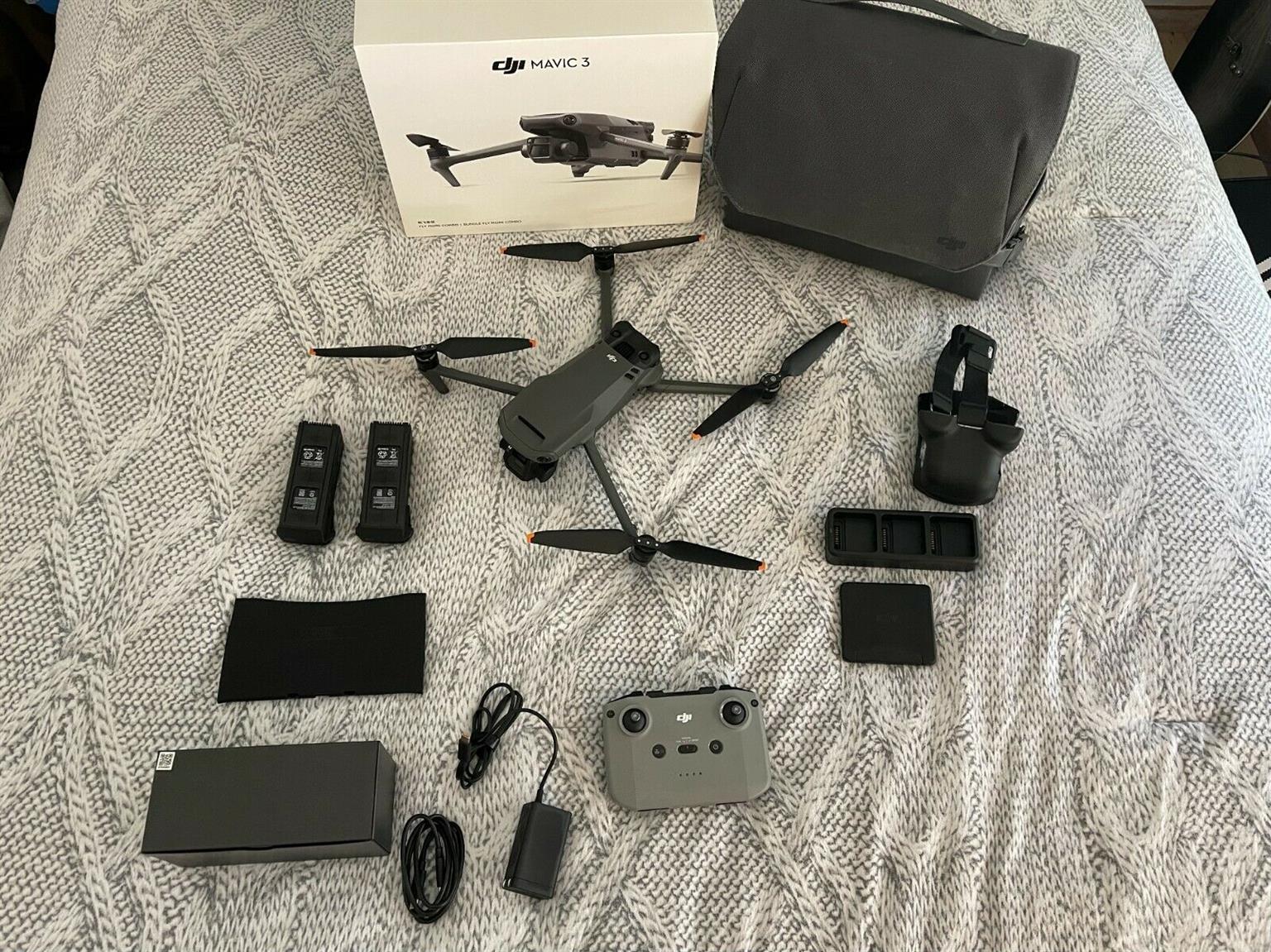 Preowned DJI Mavic 3 flymore Preowned DJI Mavic 3 flymore