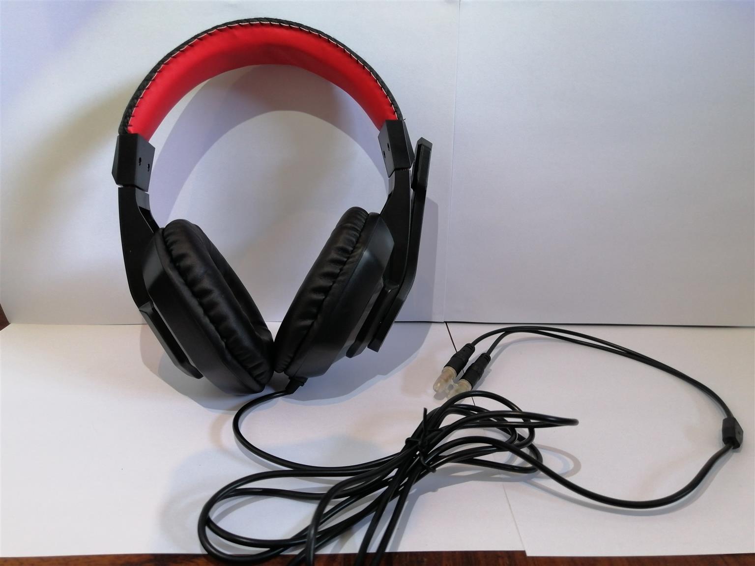Brand new gaming headset, never used for sale !