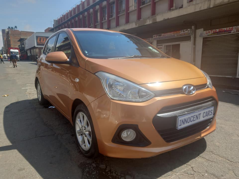 2015 HYUNDAI i10 GRAND PETROL, MANUAL TRANSMISSION, MILEAGE 89000KM, ORANGE COLOUR
