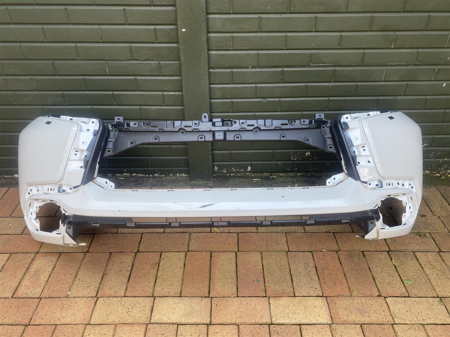 2019 MITSUBISHI PAJERO SPORT FRONT BUMPER FOR SALE. - Private Seller 2019 MITSUBISHI PAJERO SPORT FRONT BUMPER FOR SALE. - Private Seller