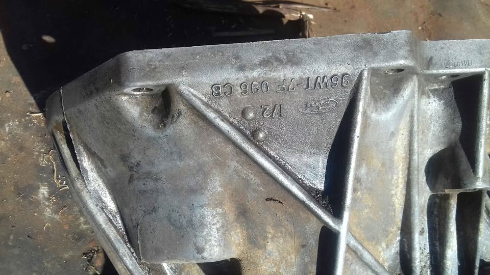 Ford fiesta 1.3 gearbox - Private Seller