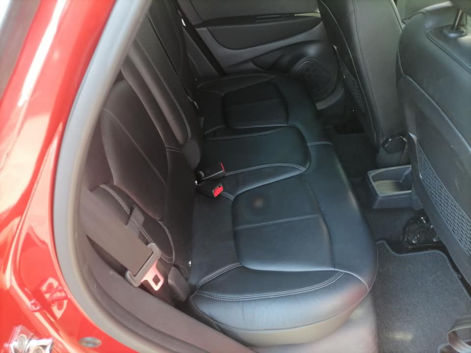 2020 Renault Captur 88kw Turbo Dynamique Automatic with a leather seat and Service book