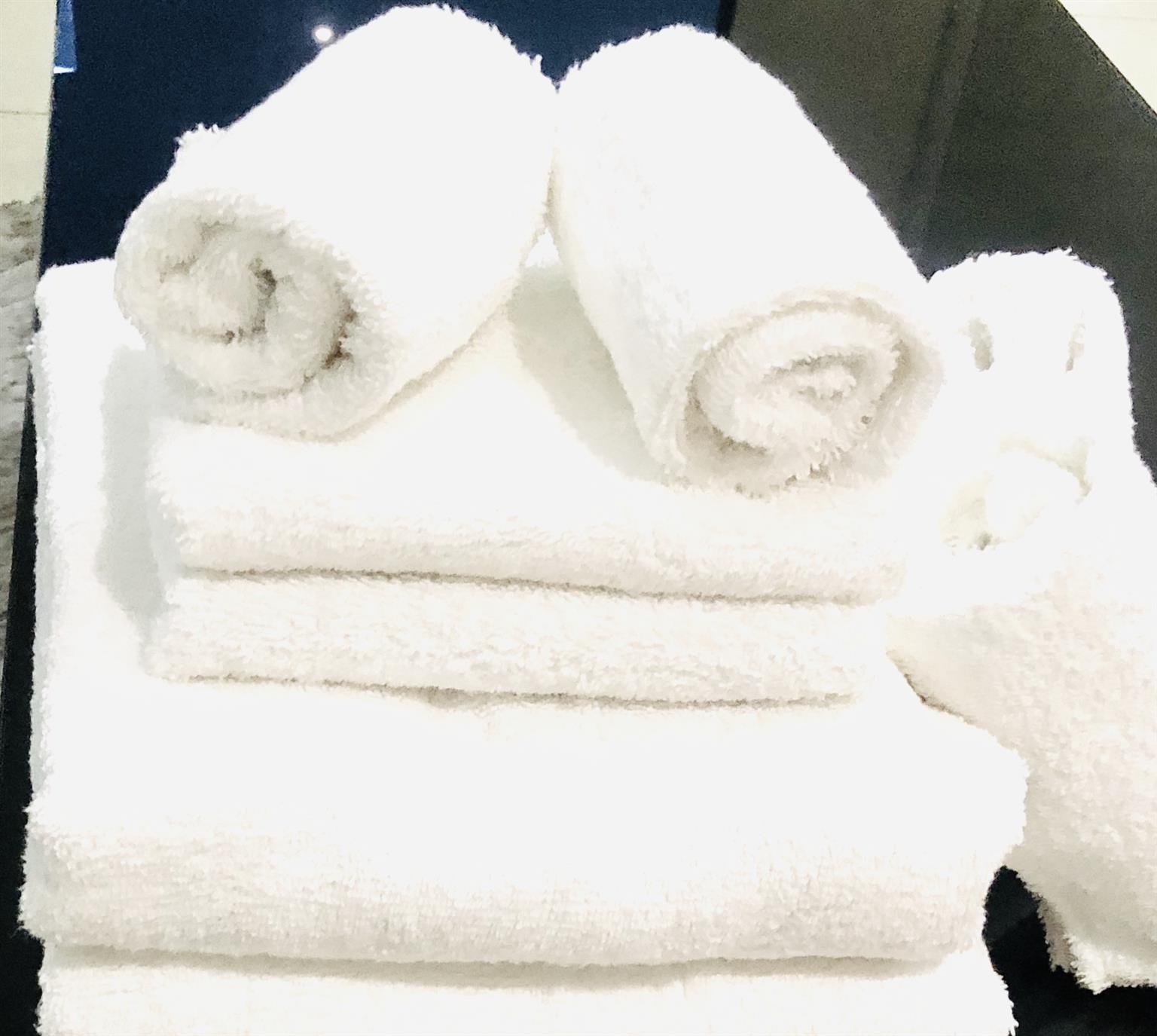 4 pack Luxury Towel Collection 
