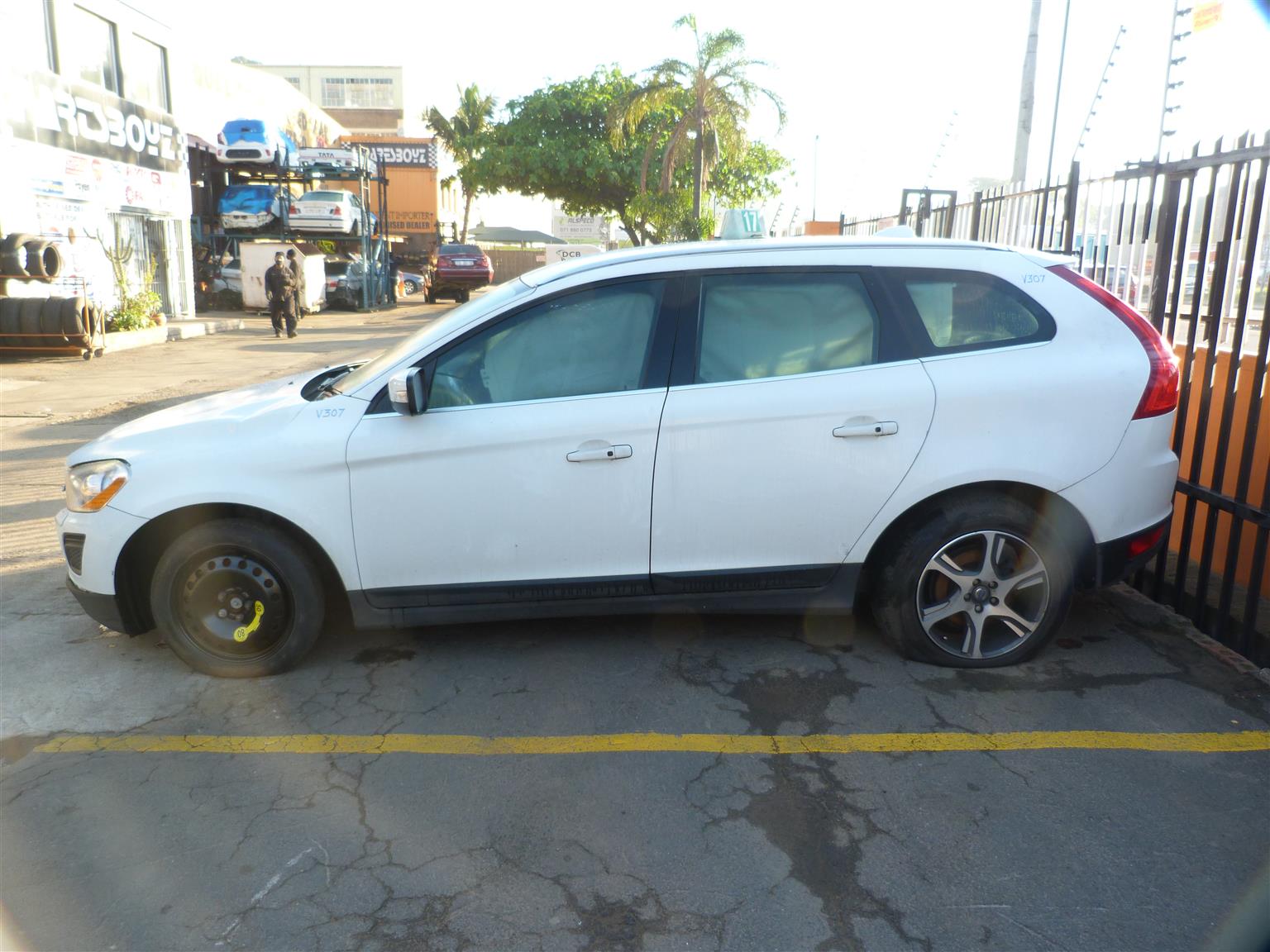 Volvo XC60 Automatic Geartronic Elite - 2012 - Private Seller Volvo XC60 Automatic Geartronic Elite - 2012 - Private Seller