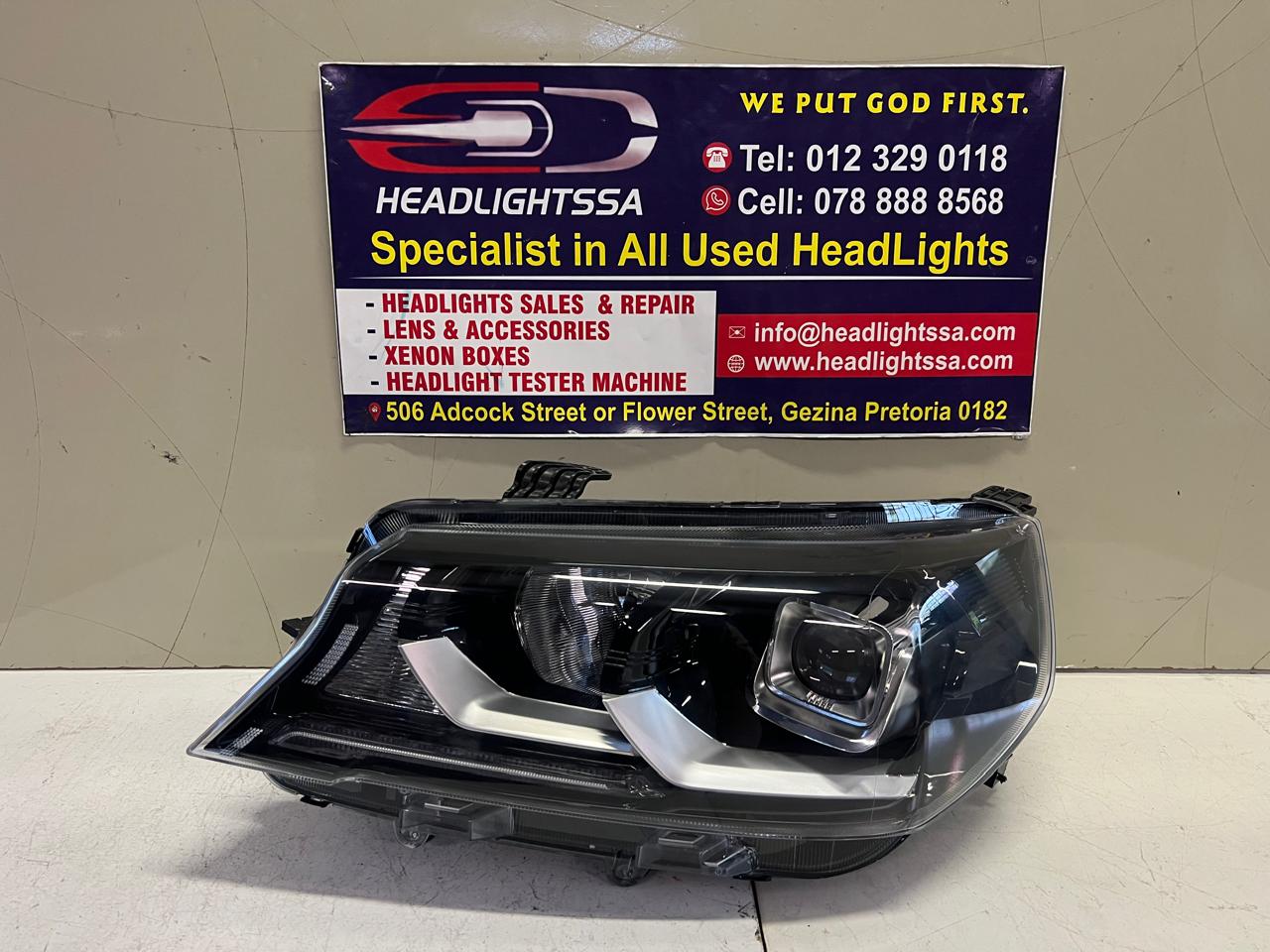 Peugeot Landtrak left side headlight - Private Seller Peugeot Landtrak left side headlight - Private Seller