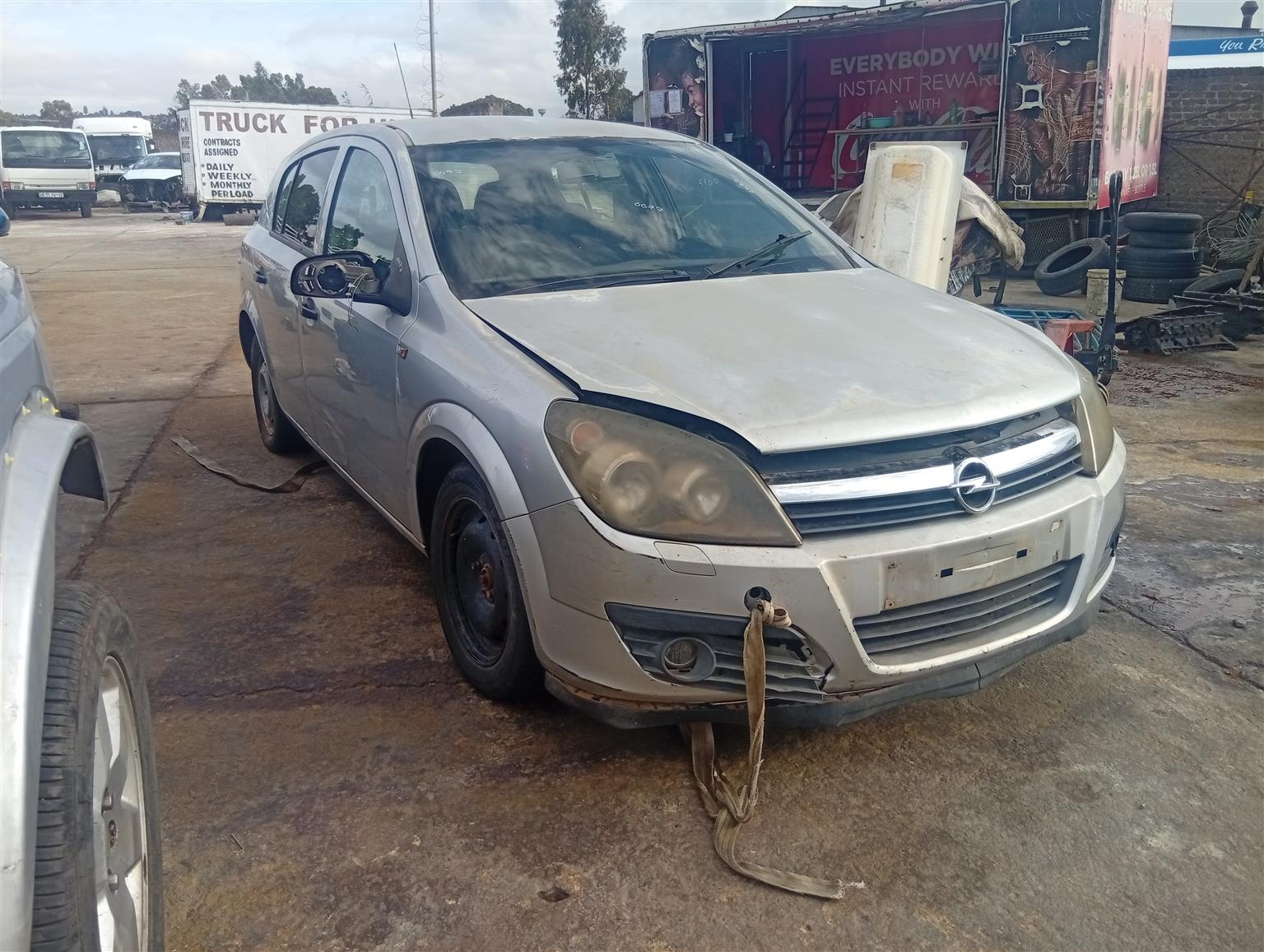 Opel astra h 1.6 manual stripping for spares - Private Seller Opel astra h 1.6 manual stripping for spares - Private Seller