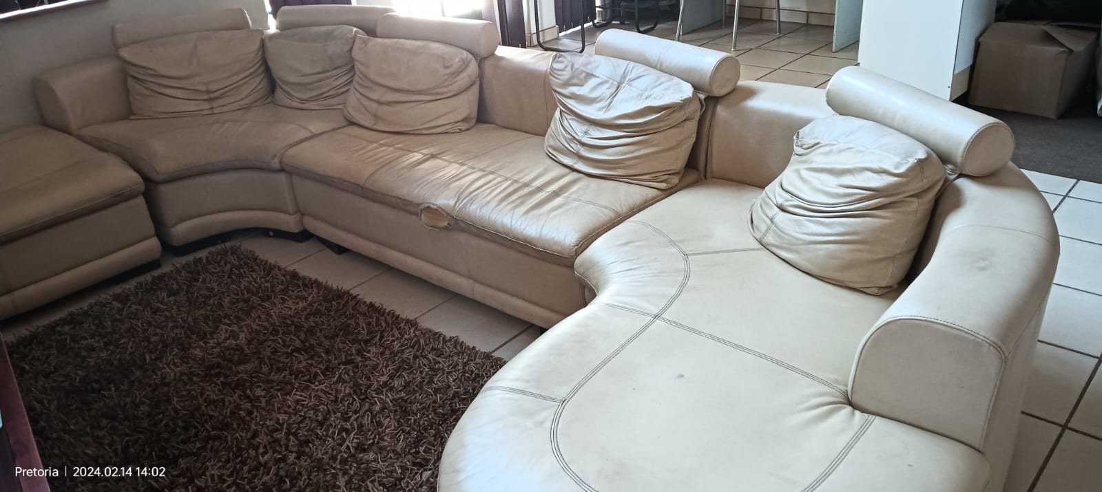 Used Leather U shaped Lounge Suit Junk Mail used-leather-u-shaped-lounge-suit-junk-mail
