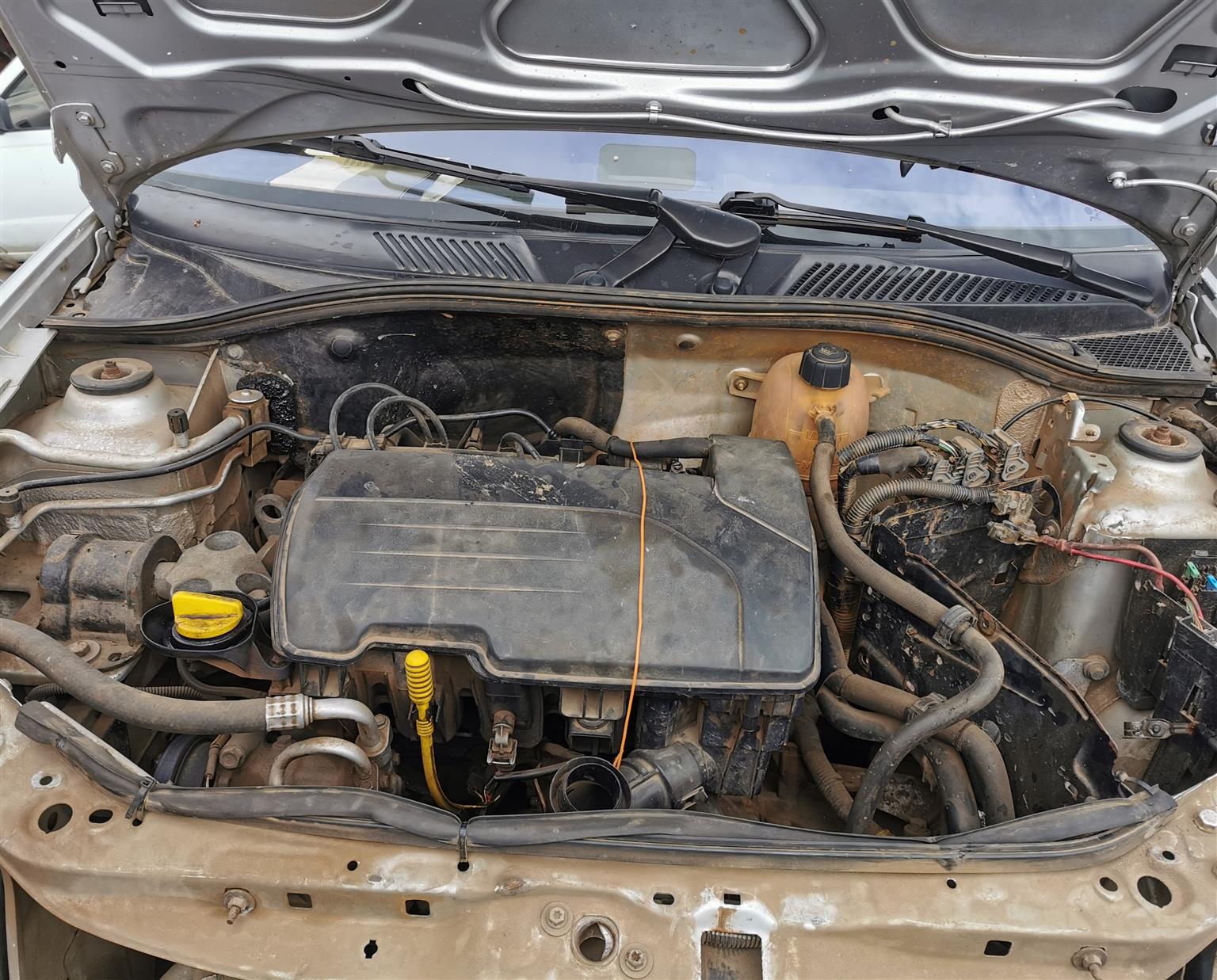 2005 Renault Clio 2 - Stripping for Spares