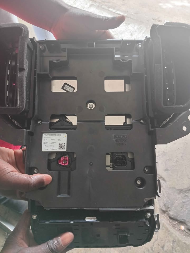 Ford Ranger car radio 2022 to 2024 - Private Seller