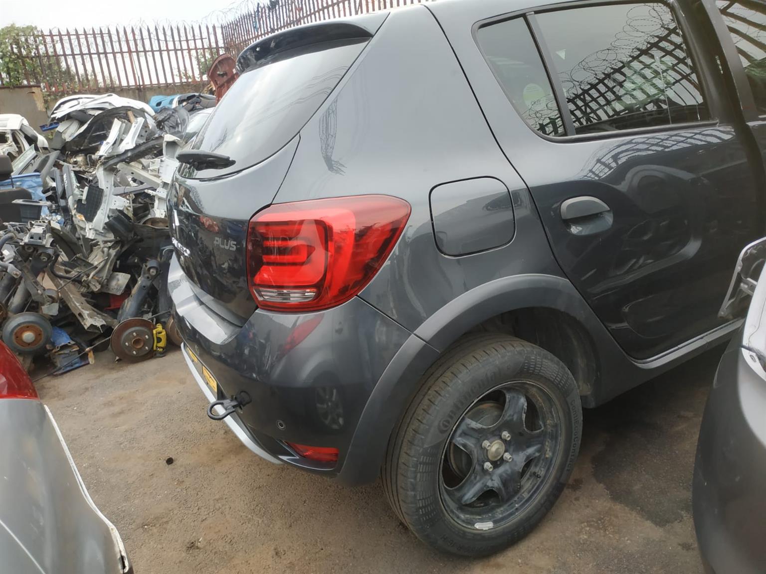 2016 Renault Sandero Stepway plus Stripping for spares - Private Seller