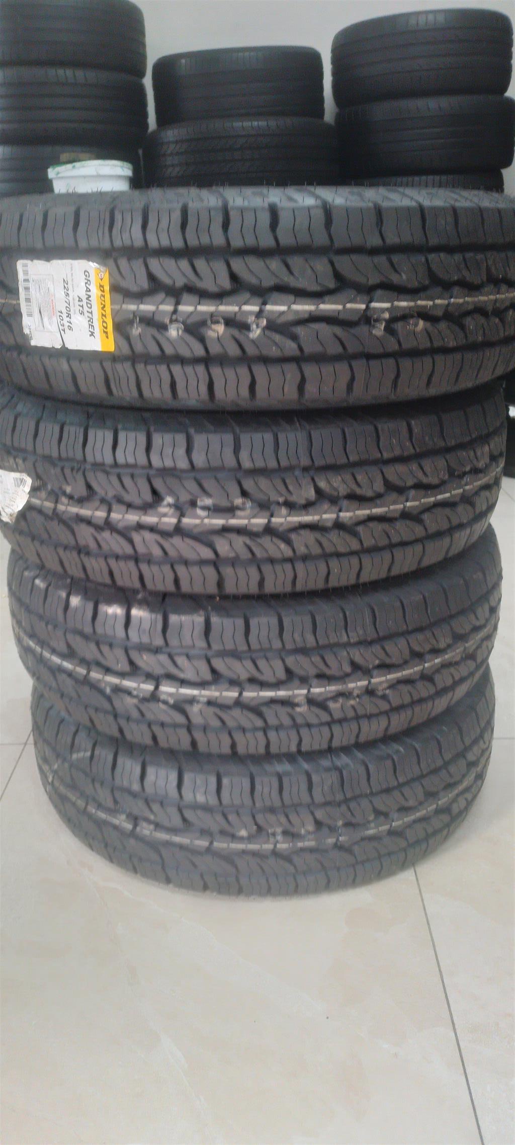 225/70 R16 dunlop grandtrek ATS tyres - Private Seller