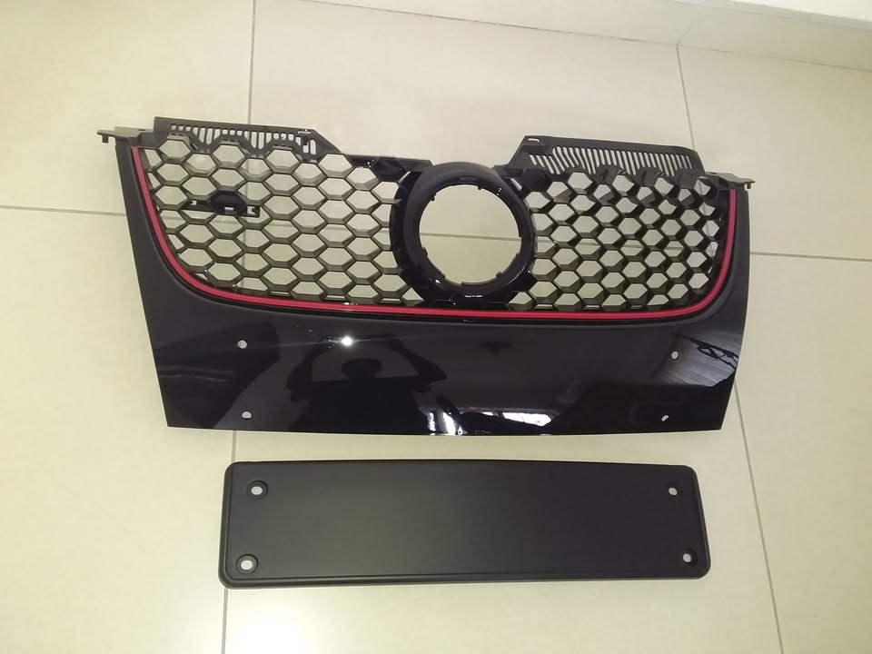 VW GOLF 5 GTI BRAND NEW FRONT GRILLE FORSALE