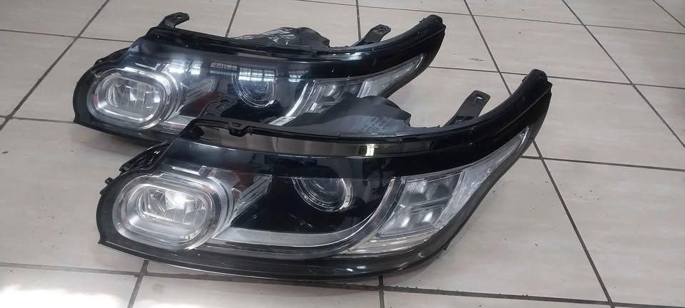 RANGE ROVER SPORT HEADLIGHTS AVAILABLE - Private Seller