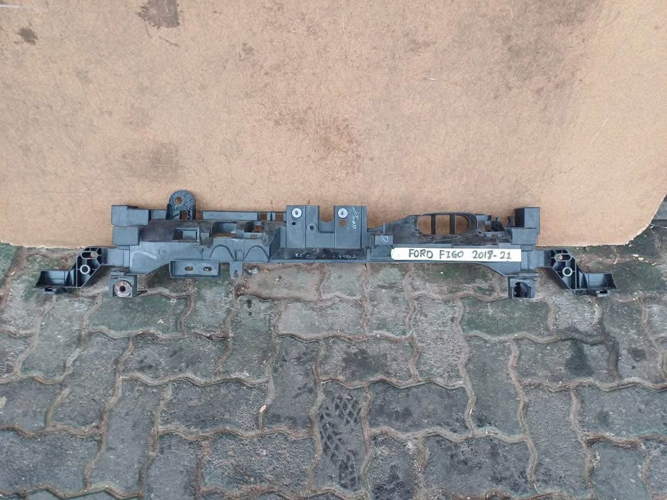 Ford Figo top cradle 2018/21 - Private Seller Ford Figo top cradle 2018/21 - Private Seller
