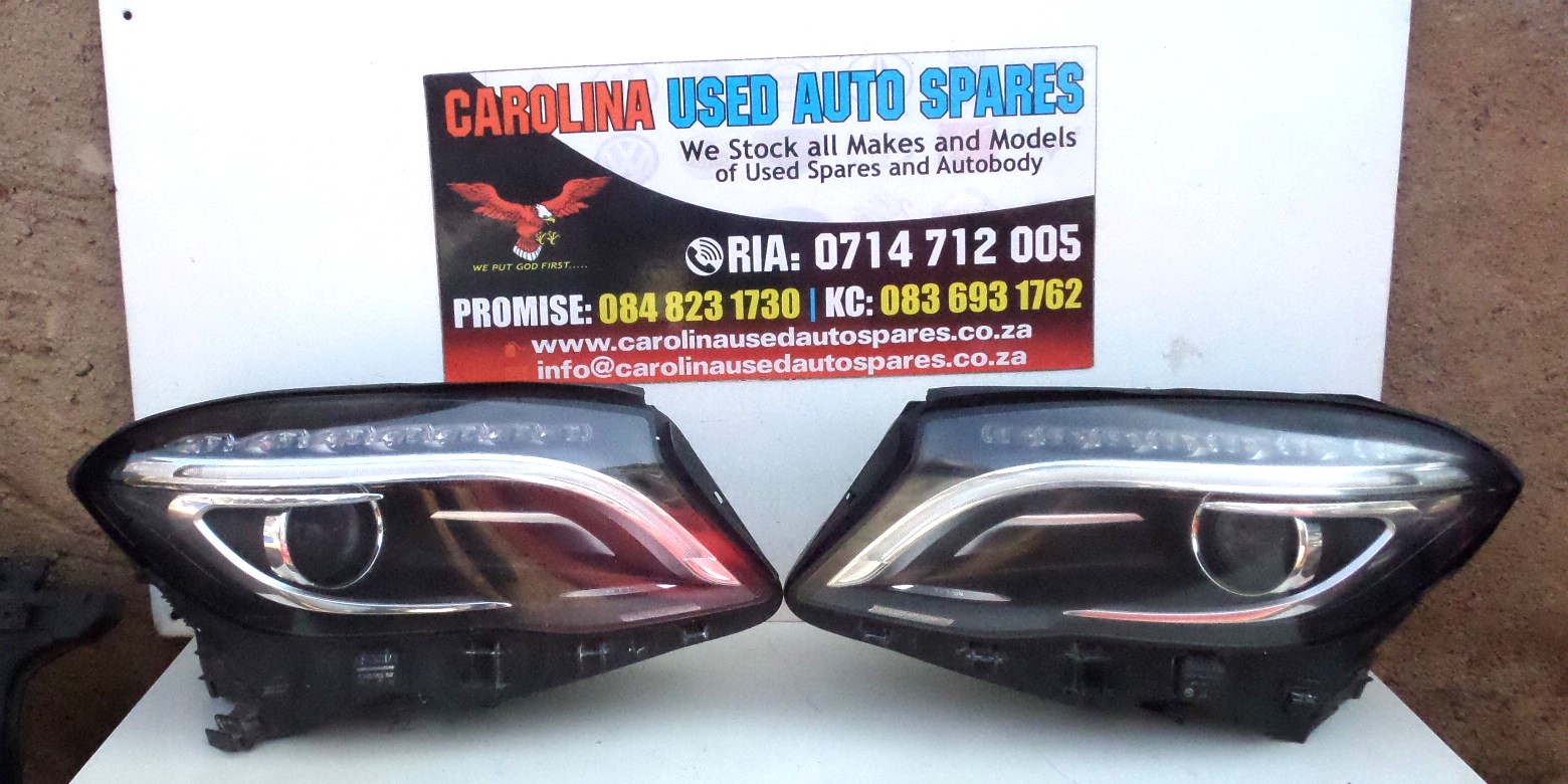 Mercedes Benz W156 GLA-class bi xenon left and right side headlights - Private Seller Mercedes Benz W156 GLA-class bi xenon left and right side headlights - Private Seller
