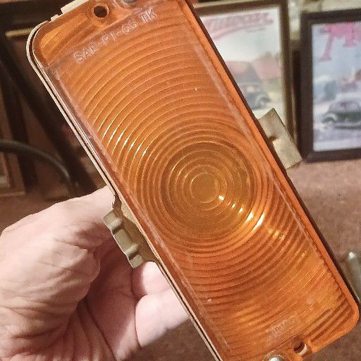 Ford F100, flicker lens - Private Seller Ford F100, flicker lens - Private Seller