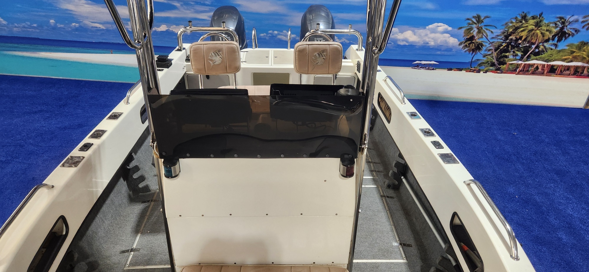 TOMCAT 19 FT CC 2008 MODEL ON TRAILER 2 115 HP YAMAHA 4 STROKES