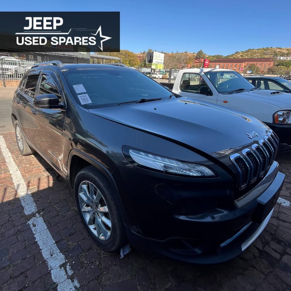NOW STRIPPING: 2014 JEEP CHEROKEE 3.2 KL - Private Seller NOW STRIPPING: 2014 JEEP CHEROKEE 3.2 KL - Private Seller
