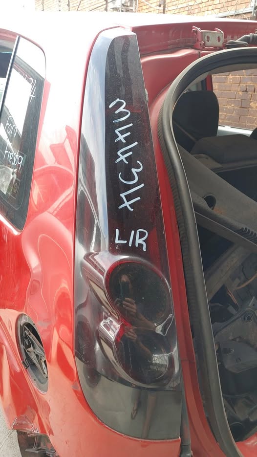 Ford Fiesta left taillight - Private Seller Ford Fiesta left taillight - Private Seller
