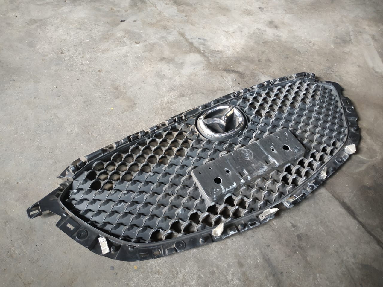 2021 Onwards Mazda 2 front bumper centre grill for sale - Private Seller