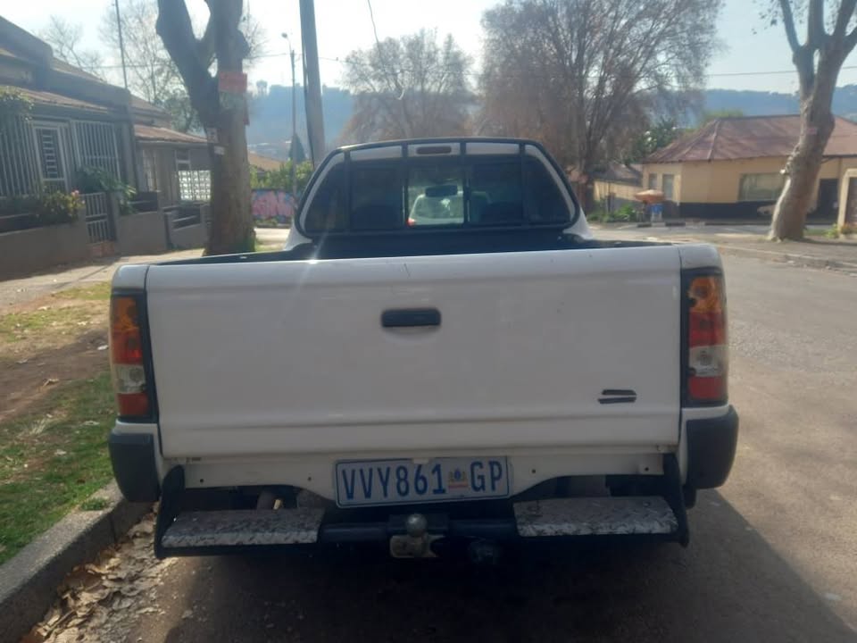 2007 Ford Bantam 1.6 Petrol, Manual, White, 220000kms