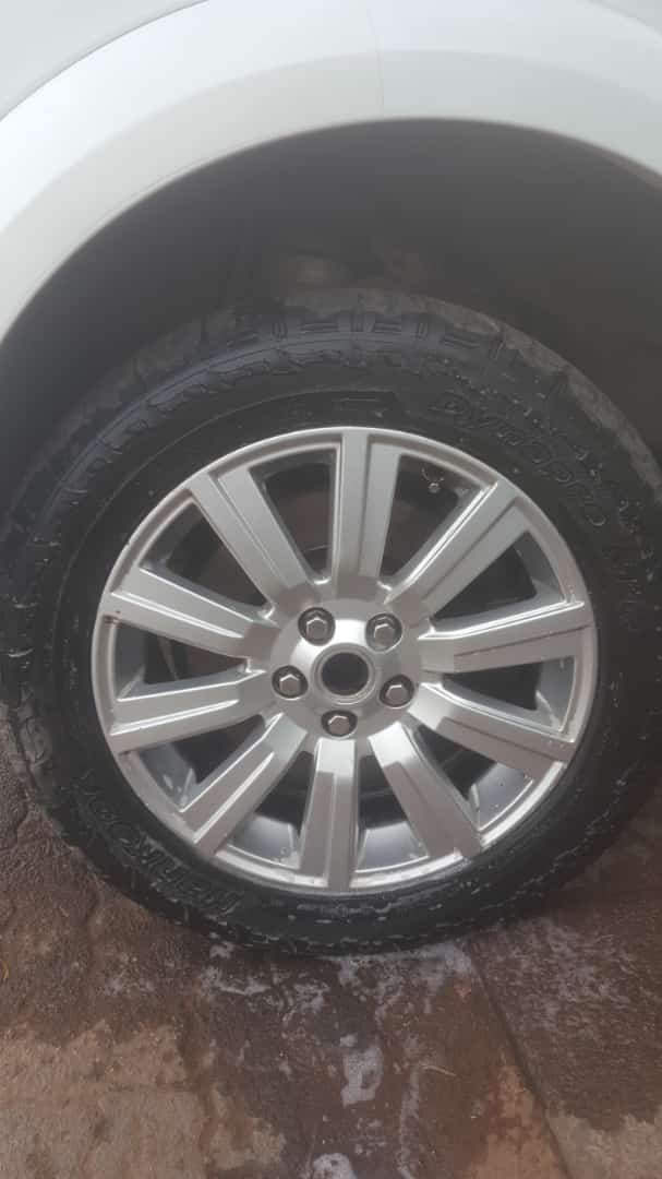 2013 Discovery 4 3.0 SDV6 SE Rim Set for sale