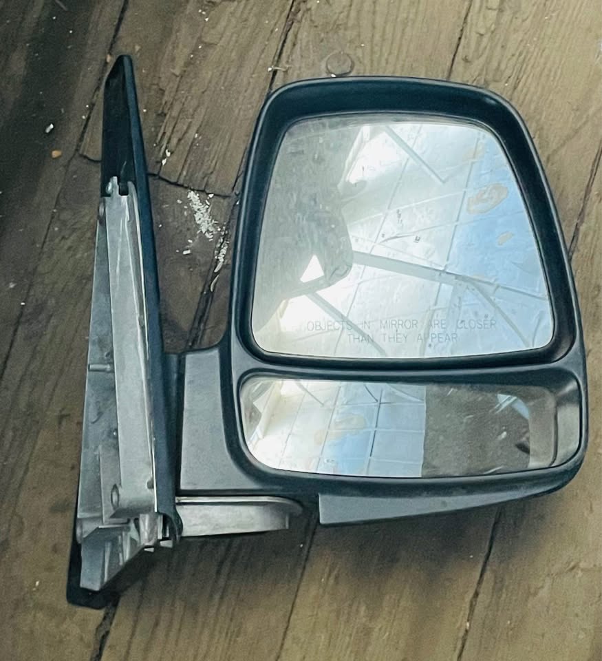 Kia K2700 side mirror - Private Seller
