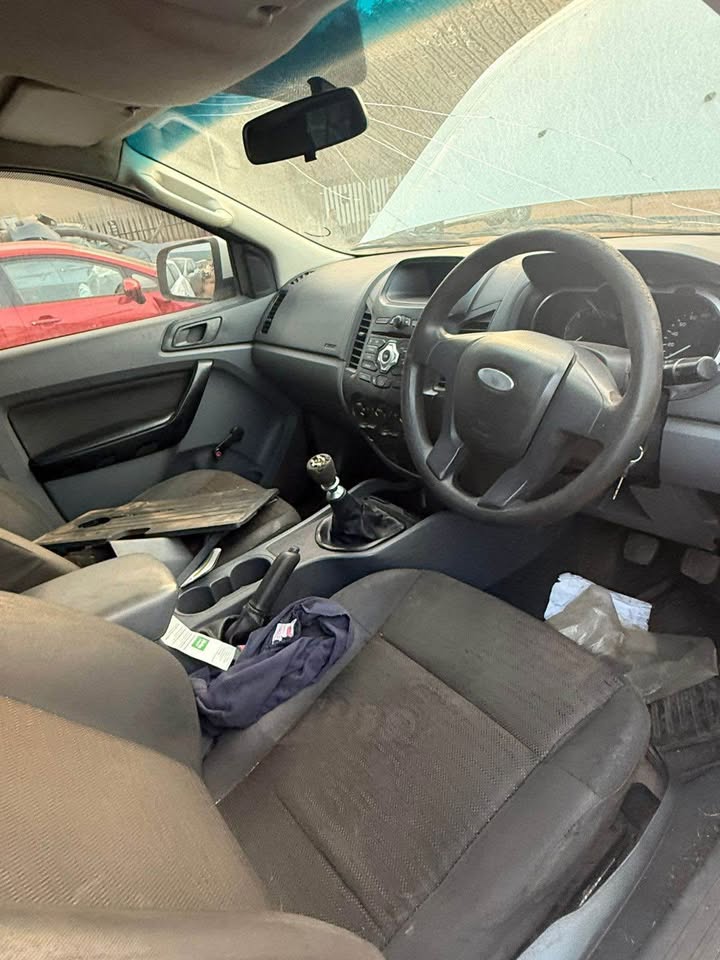 2014 Ford ranger club cab 2.2 stripping/breaking for spares - Private Seller