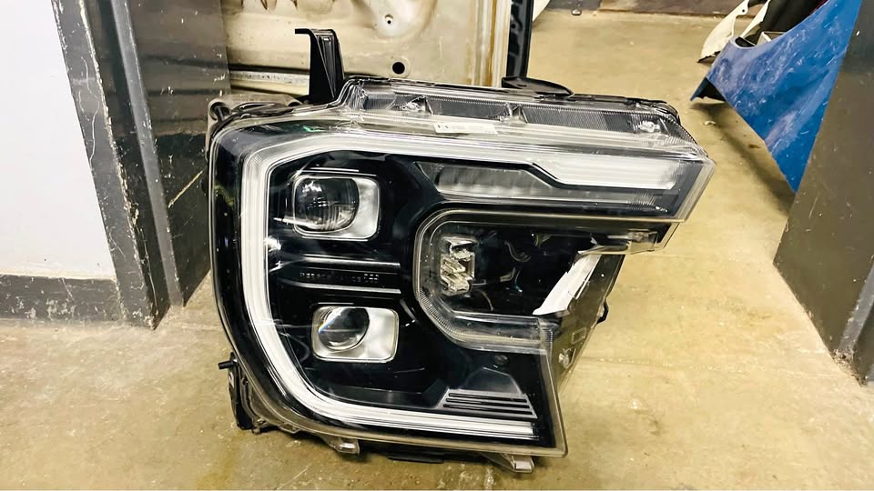 Ford Ranger Raptor T9 LED HEADLIGHT - Private Seller Ford Ranger Raptor T9 LED HEADLIGHT - Private Seller