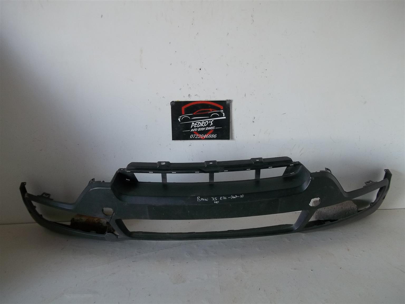 BMW X5 (E70) '07-'10 front bumper cover - Private Seller BMW X5 (E70) '07-'10 front bumper cover - Private Seller