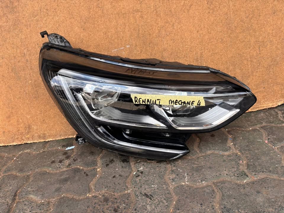 Renault Megane 4 Headlight - Private Seller